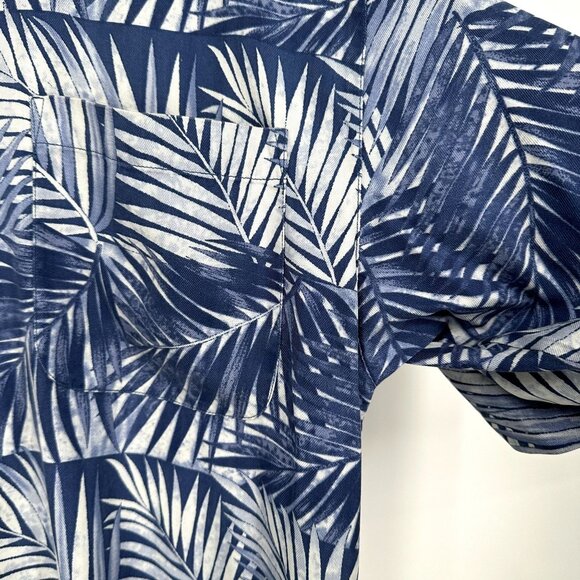 Tommy‎ Bahama Tropical Vacation Shirt Size Large 100% Silk Short Sleeve - Picture 3 of 4
